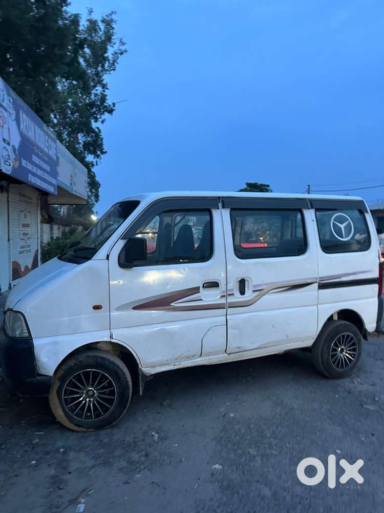 Maruti Suzuki Eeco 2011