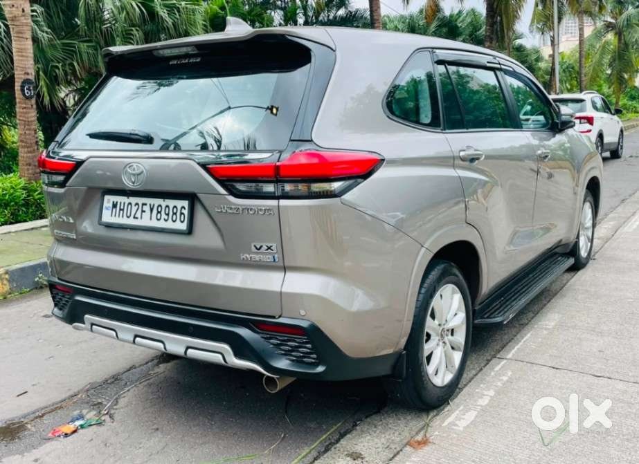 Toyota Innova Hycross 2.0 Vx Hybrid 7 Str, 2023, Cng & Hybrids