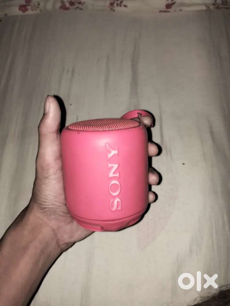 Sony srs xb 12 bluetooth speaker extra bass TVs, Video Audio