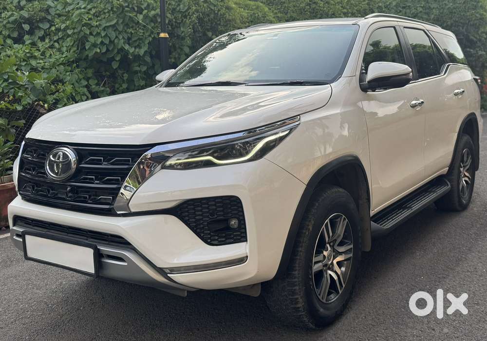 Toyota Fortuner [2021-ongoing] 2.8 2wd Diesel At, 2024, Diesel