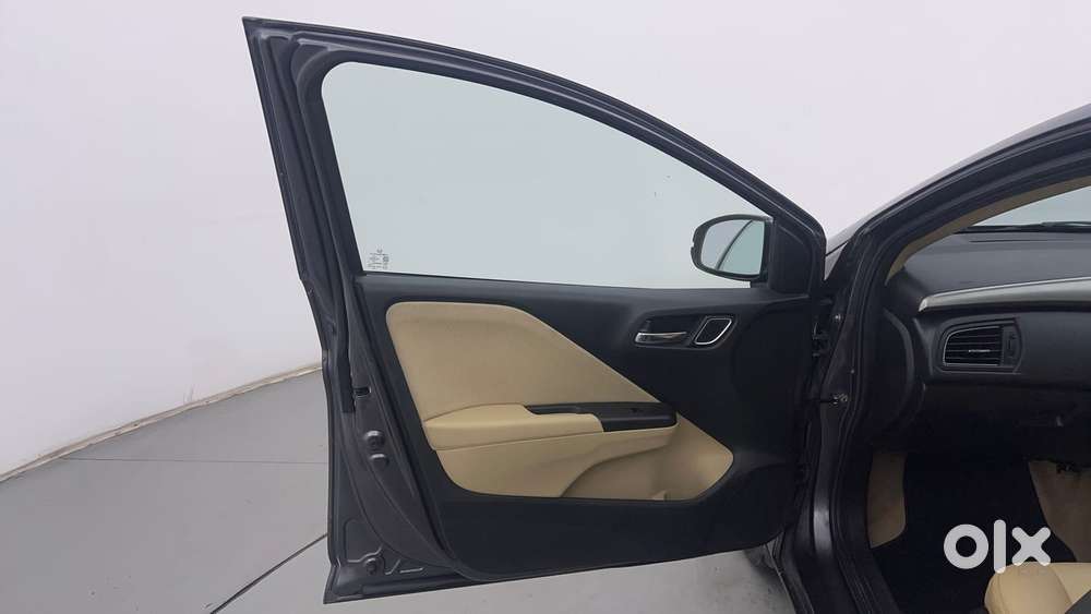 Honda City 1.5 V 4th Gen I-vtec Mt, 2022, Petrol