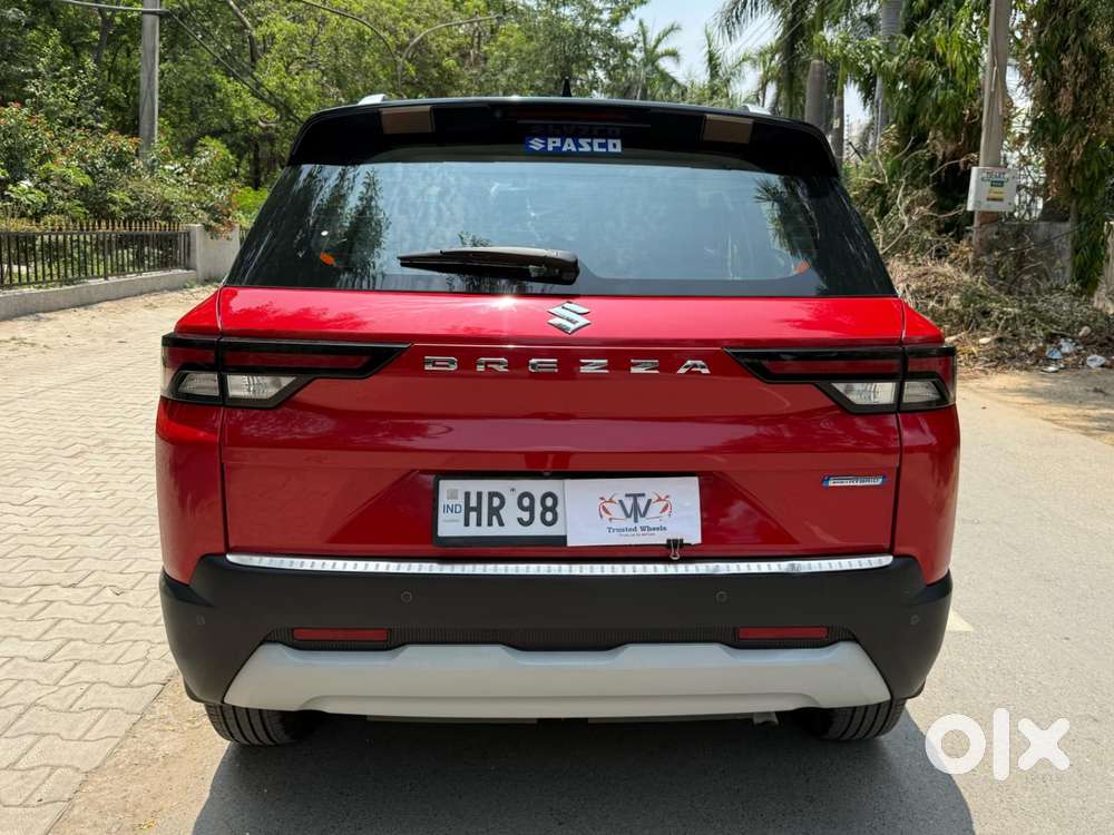 Maruti Suzuki Brezza 1.5 Zxi At Smart Hybrid, 2023, Petrol