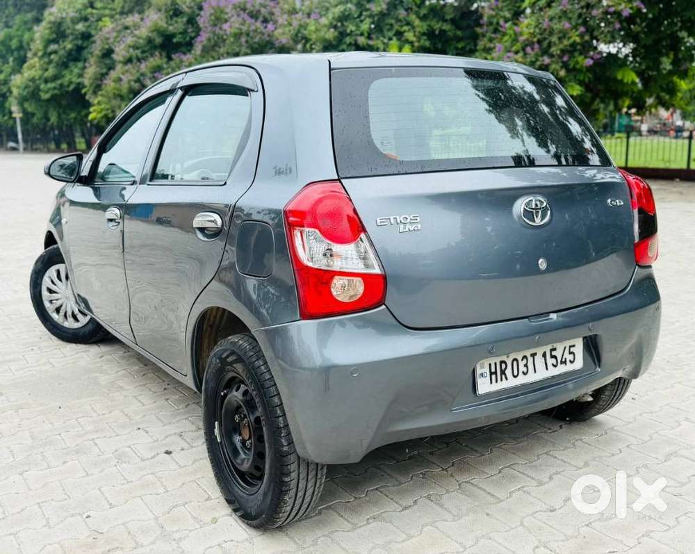 Toyota Etios Liva, 2015