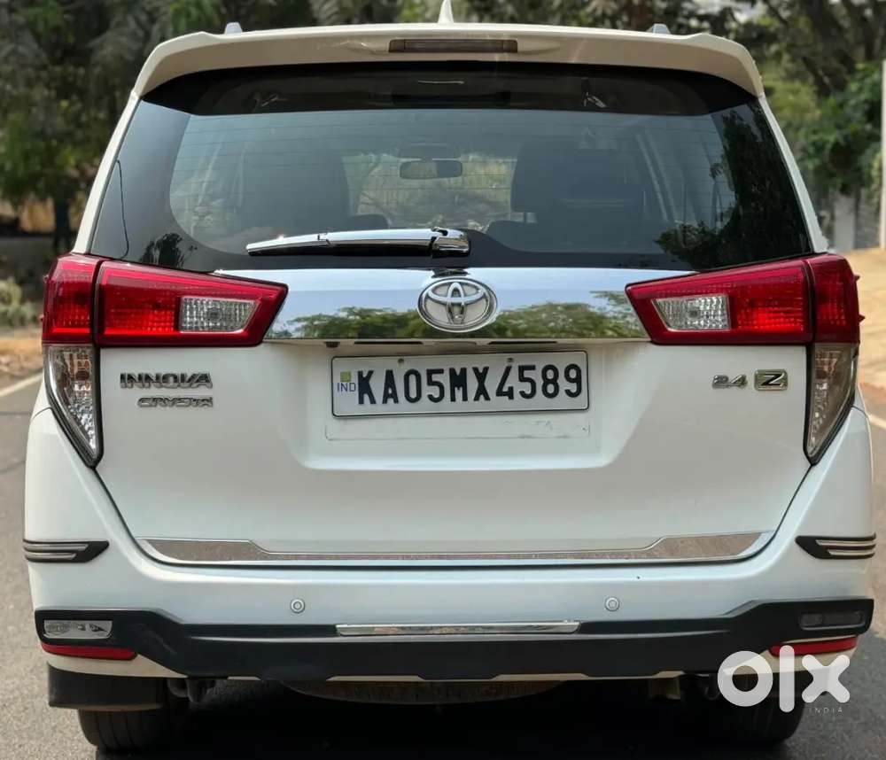 Toyota Innova Crysta 2018 Diesel Manual