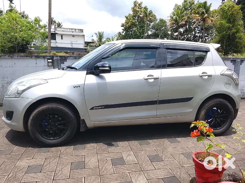 Maruti  Swift 2012 Petrol Vxi Nice Condition