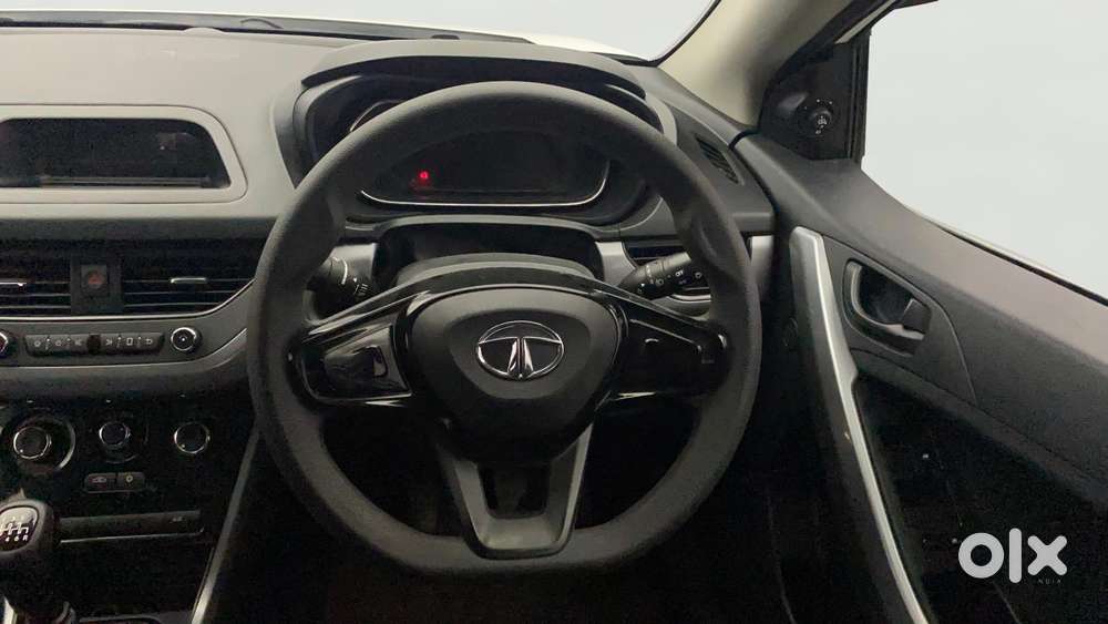 Tata Nexon 1.2 Revotron Xm, 2020, Petrol