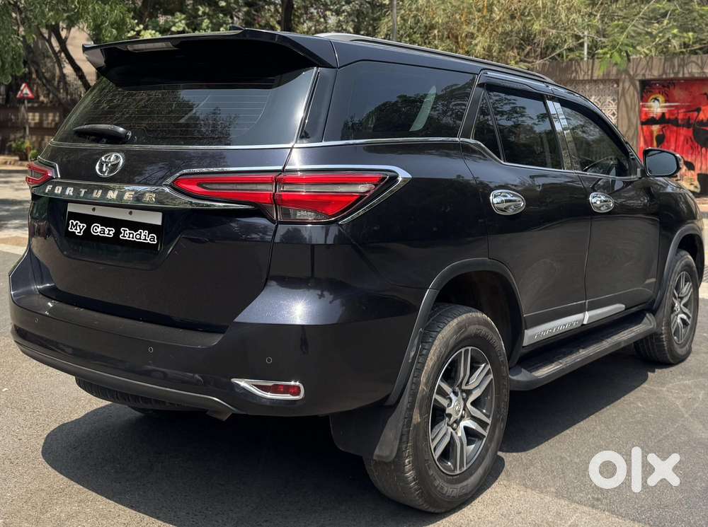 Toyota Fortuner [2021-ongoing] 2.8 2wd Diesel At, 2022, Diesel