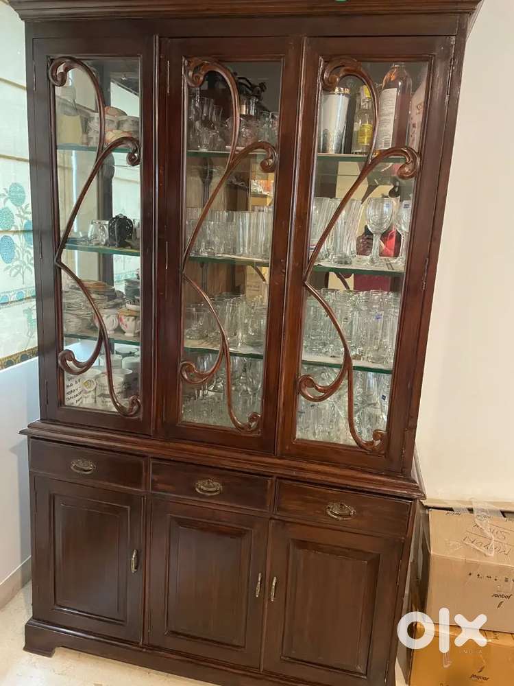 Second hand crockery cabinet sales