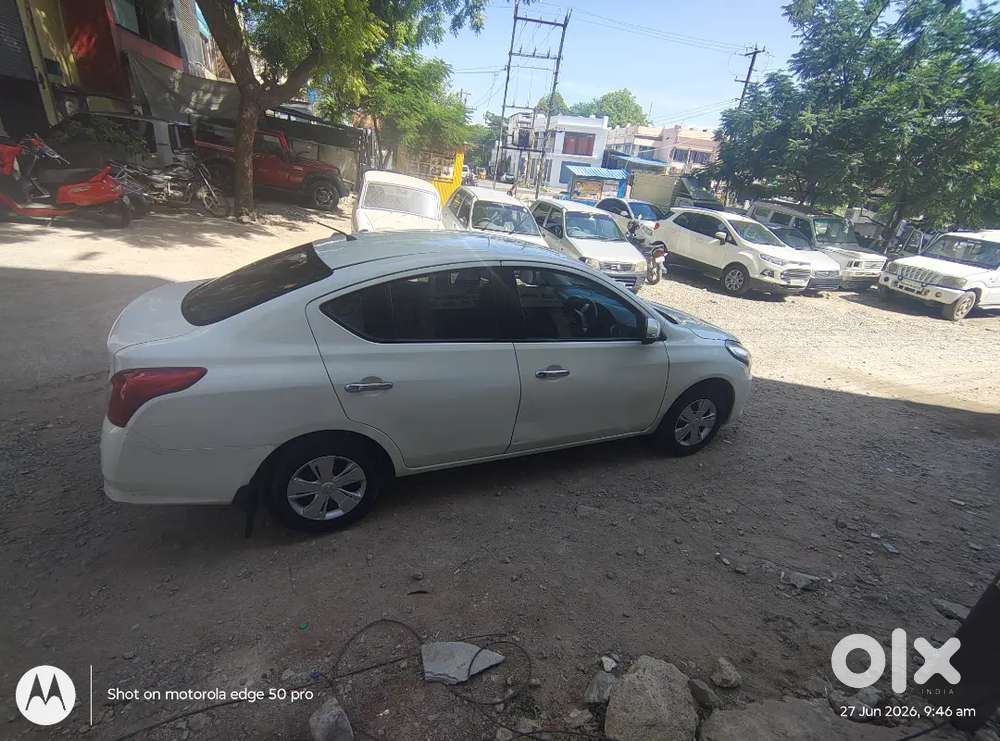 Nissan Sunny 2017 Diesel 300000 Km Driven