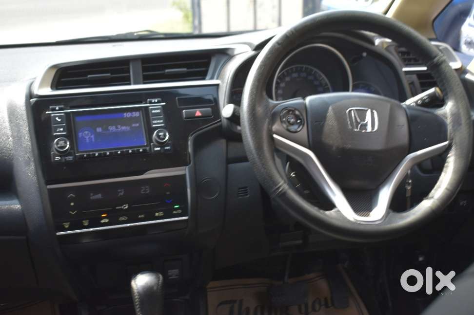 Honda Jazz V Cvt, 2017, Petrol