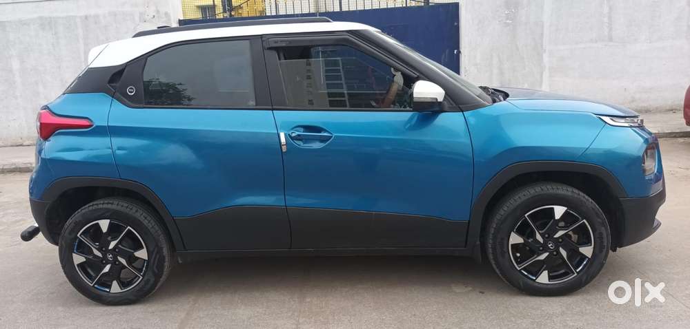 Tata Punch 1.2 Revotron Creative Amt Dual Tone, 2023, Petrol