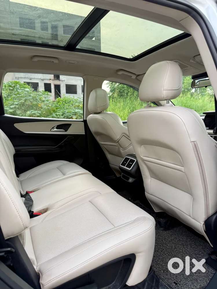 Mahindra Xuv700 2.2 Ax 7 Diesel Mt Str, 2023, Diesel