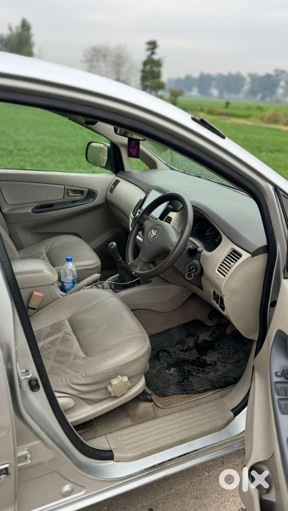 Innova 2012  Well Maintained