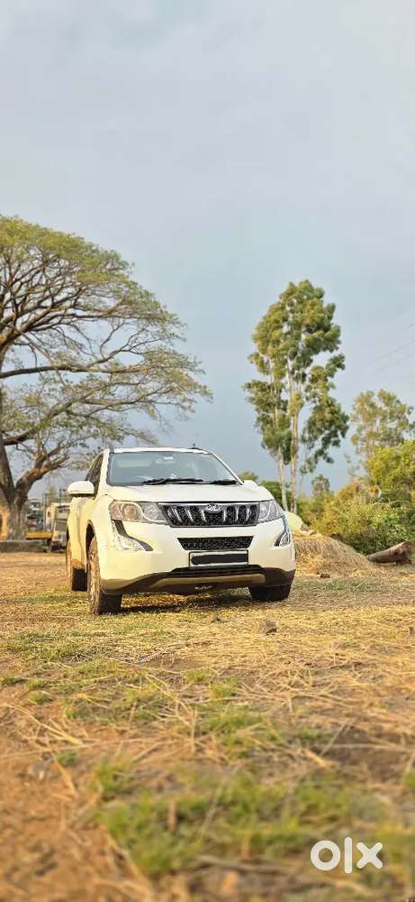 Mahindra Xuv500 2017 Diesel 105000 Km Driven