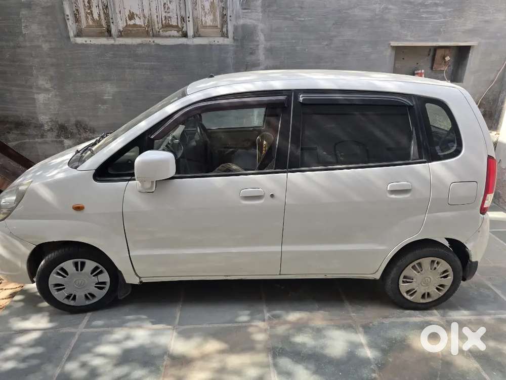 Maruti Suzuki Zen Estilo 2011 Lxi