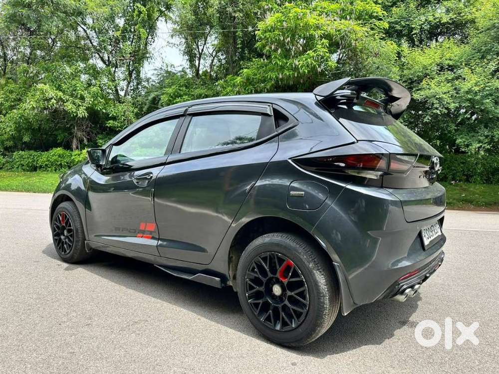 Tata Altroz 1.2 Xe, 2021, Petrol