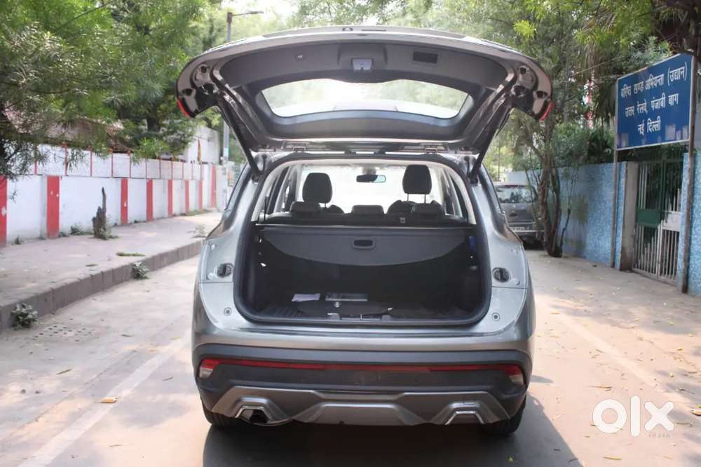 Mg Hector 2022 Petrol 31000 Km Driven