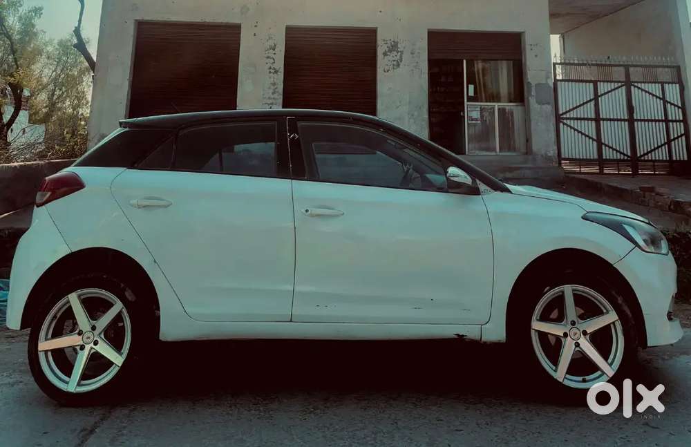 Hyundai I20 2015 Petrol 85000 Km Driven