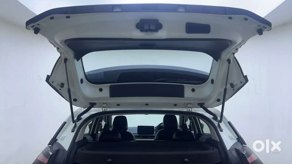 Tata Nexon Creative Plus S 1.2 Revotron Petrol 6 Amt, 2023, Petrol