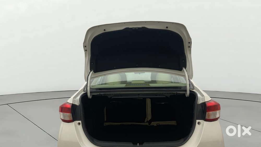 Toyota Yaris G Cvt, 2018, Petrol