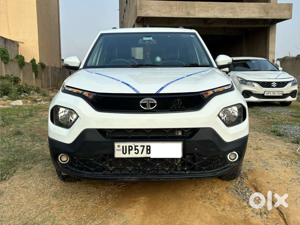 Tata Punch Petrol 2023  Showroom Condtion 40 Hjar Driven