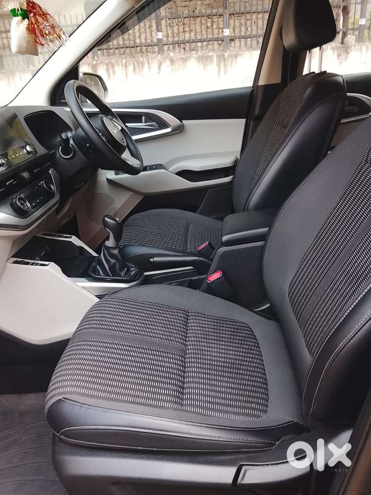 Kia Carens 1.5 Prestige Plus 7 Str Imt, 2022, Petrol