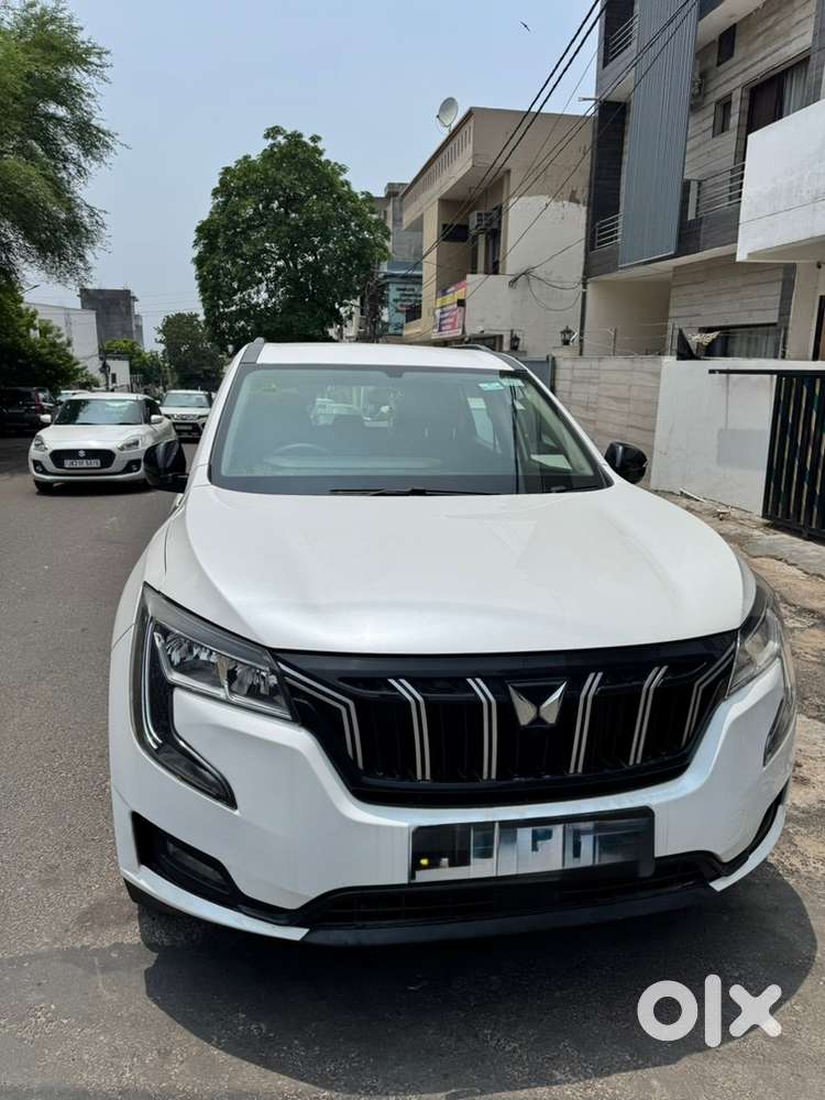 Mahindra Xuv700 Diesel 2022 December