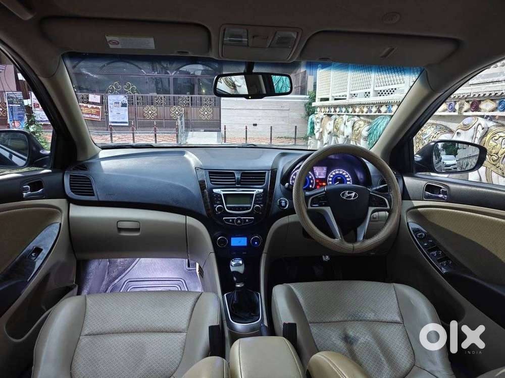 Hyundai Verna Fluidic 1.6 Vtvt Sx Opt, 2014, Petrol