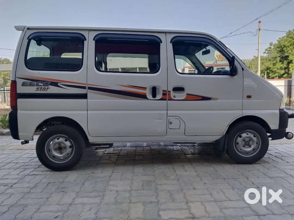 Maruti Suzuki Eeco 2018 Petrol & Cng,136000 Km Driven, 5 Seater Ac