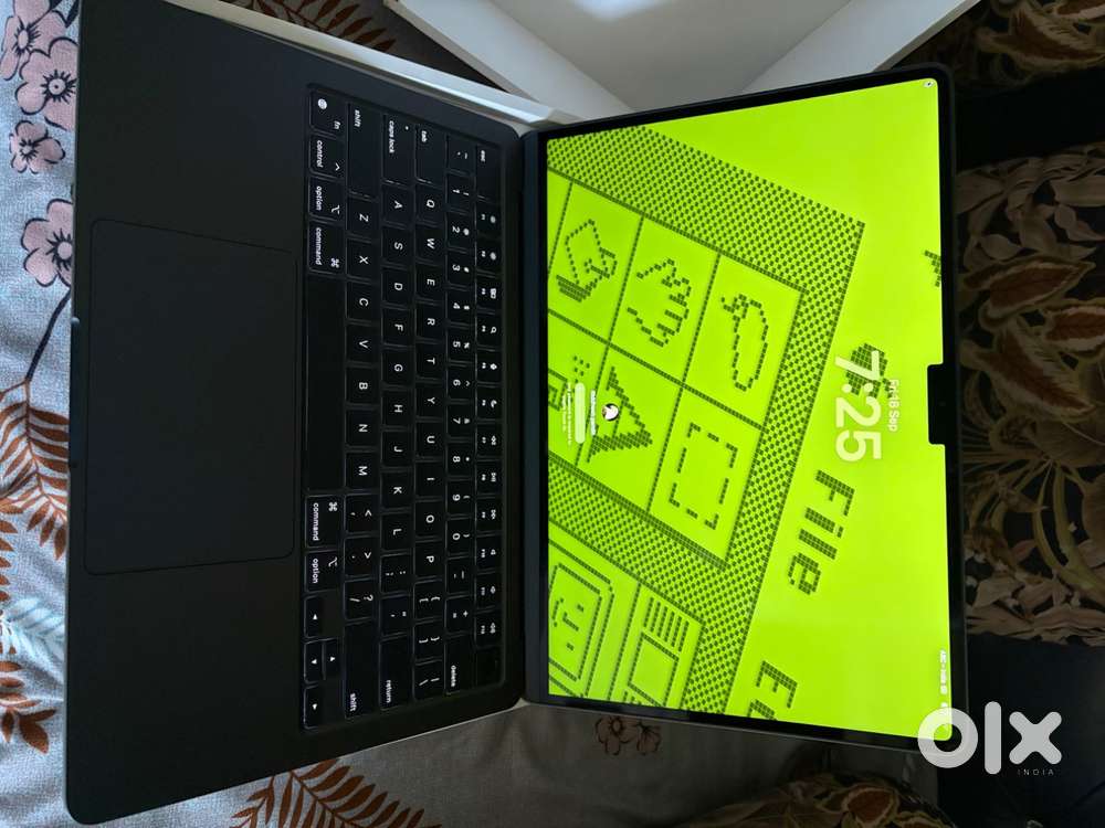8GB RAM, 256storage 15 inch