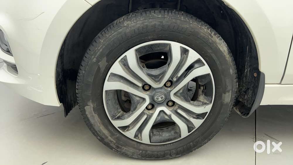 Tata Tiago Xza, 2021, Petrol