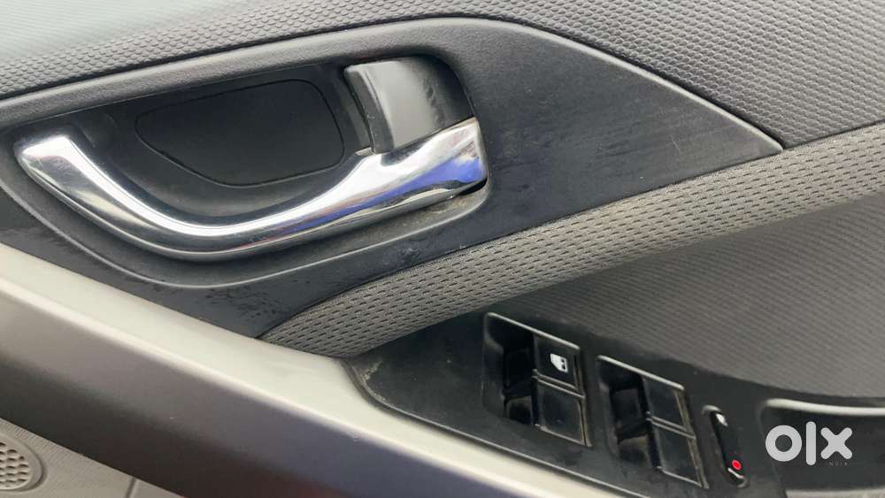 Tata Nexon 1.2 Revotron Xza Plus, 2019, Petrol