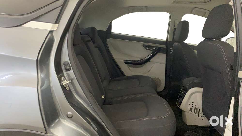 Tata Nexon 1.2 Revotron Xza Plus Premium, 2021, Petrol