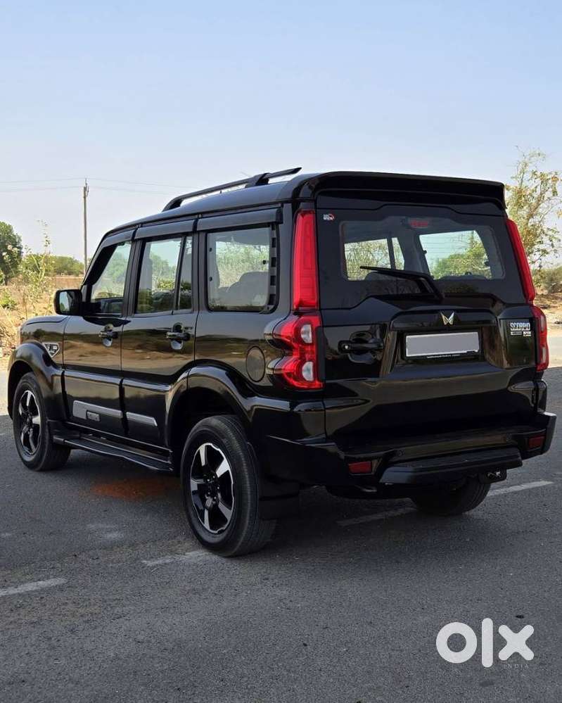 Mahindra Scorpio Classic 2.2 S 11 Mt 7 Cc, 2024, Diesel