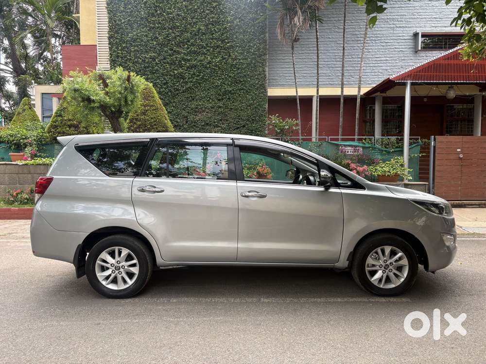 Toyota Innova Crysta 2.8 Zx At, 2017, Diesel