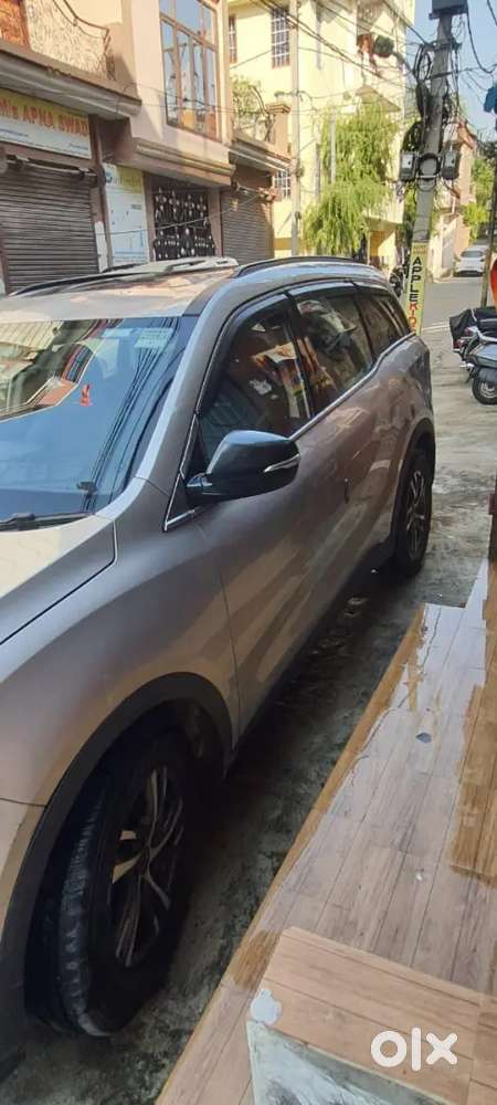 Single Hand Driven Car