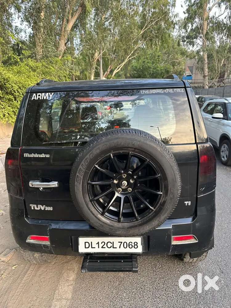Mahindra Tuv 300 2017 Diesel Good Condition