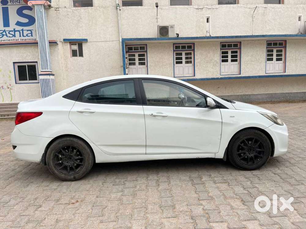 Hyundai Fluidic Verna 1.6 Crdi Sx, 2011, Diesel