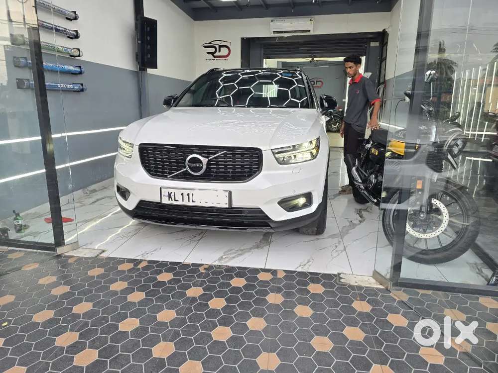 Volvo Xc40 T4 R Design Turbo Petrol Under Warranty