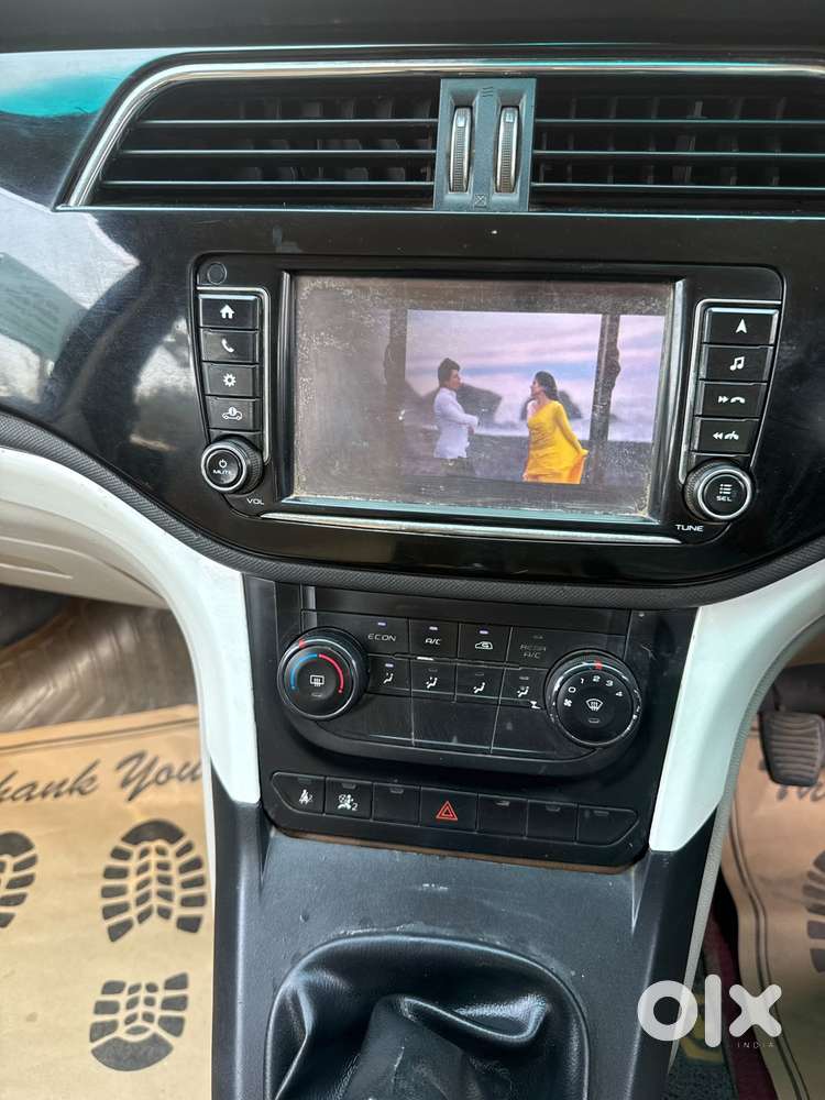 Mahindra Marazzo M6, 2018, Diesel