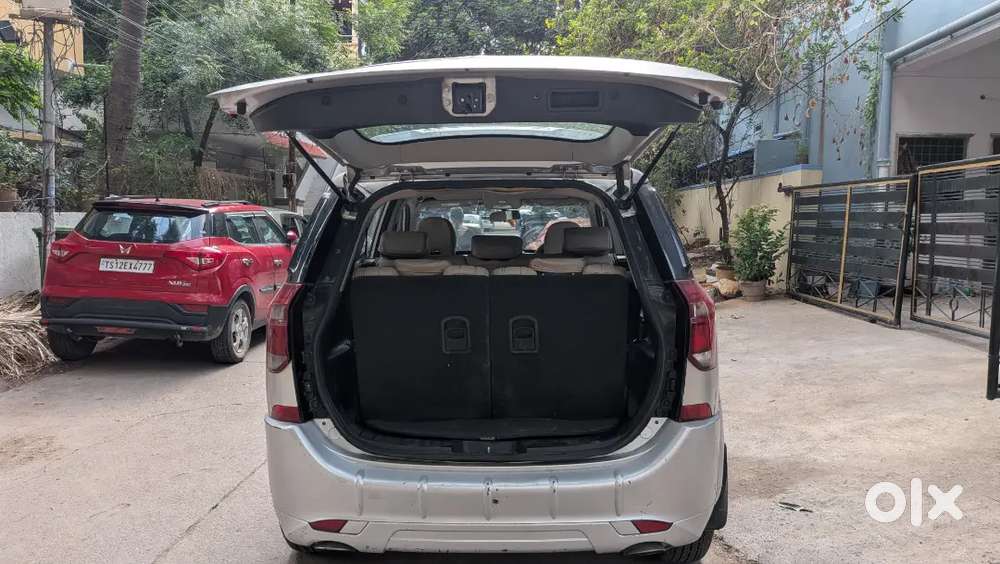 Mahindra Xuv500 2019 Variant W5