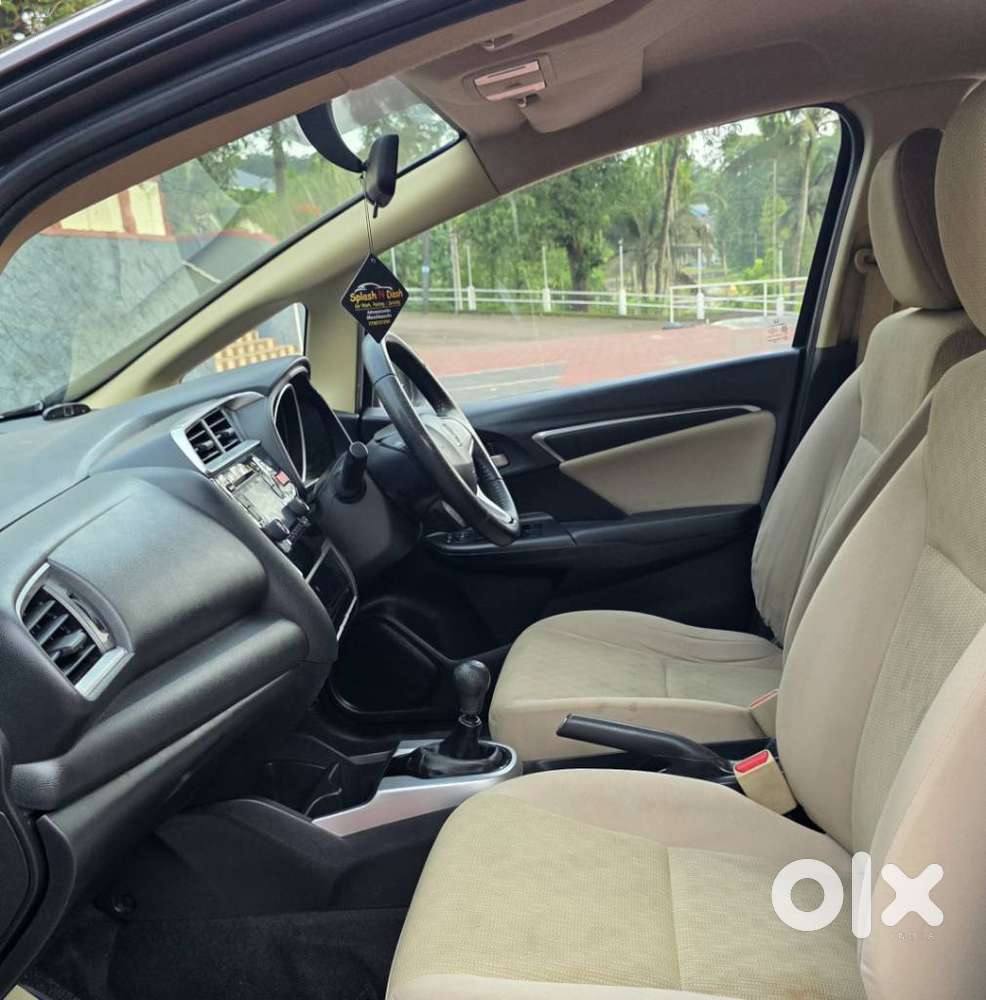 Honda Jazz 1.2 V I Vtec, 2016, Petrol