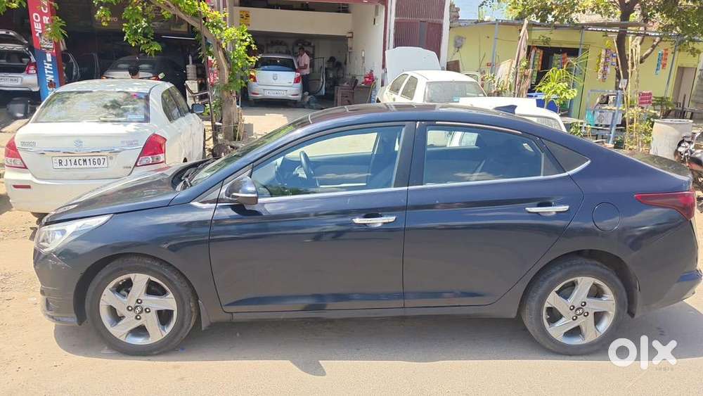 Hyundai Verna 2022 Petrol 54800 Km Driven