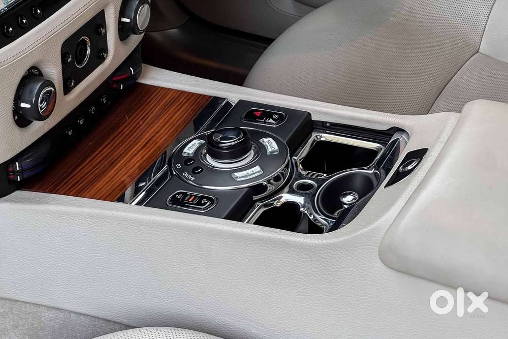 Rolls-royce Ghost Standard, 2011, Petrol