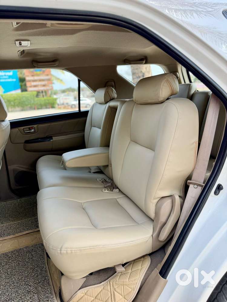 Toyota Fortuner 4x2 At, 2015, Diesel