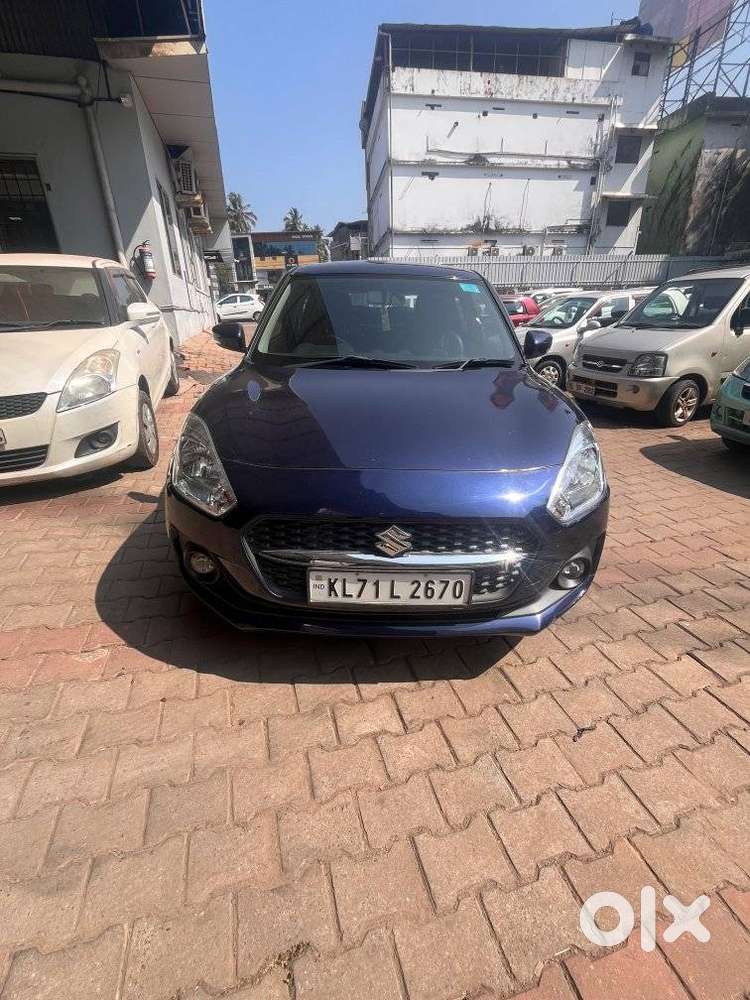 Maruti Suzuki Swift Vxi + Manual, 2023, Petrol