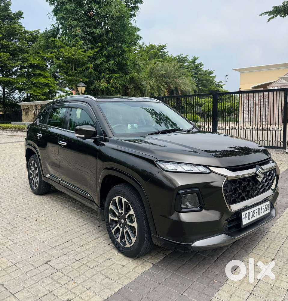 Maruti Suzuki Grand Vitara 1.5 Alpha Smart Hybrid At, 2023, Petrol