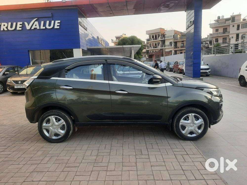 Tata Nexon 1.2 Revotron Xm (s), 2022, Petrol