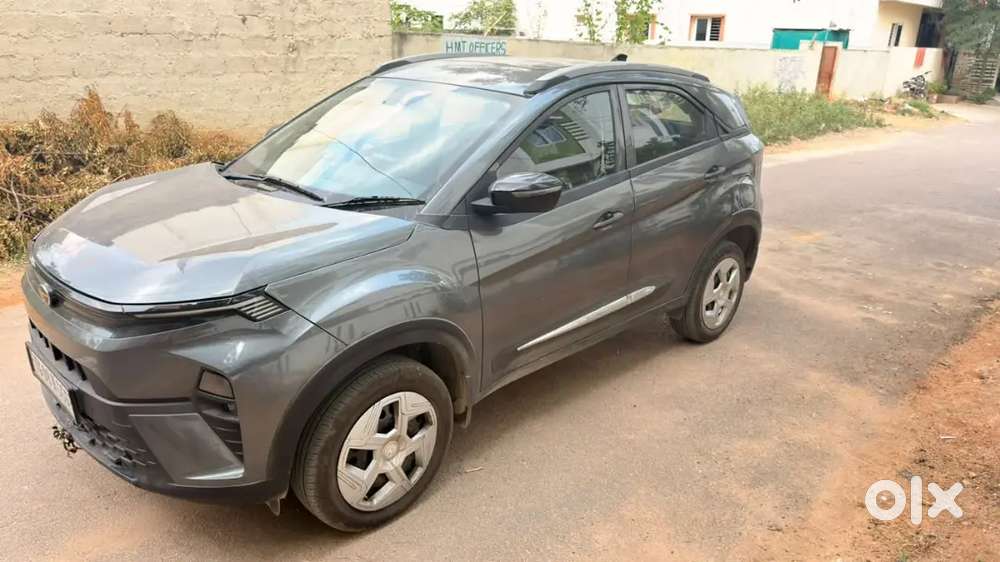 Tata Nexon Petrol 2025 Model
