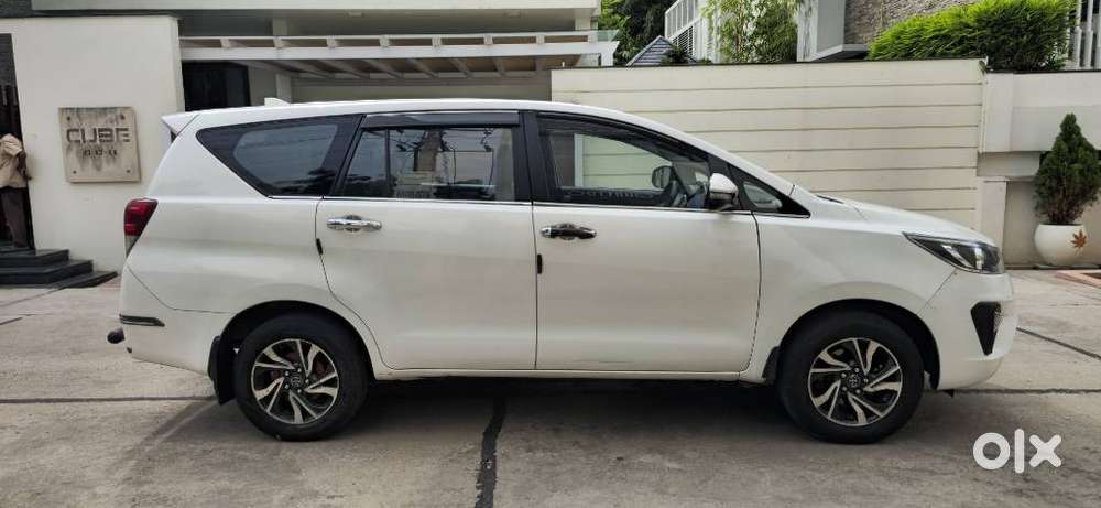 Toyota Innova Crysta 2.4 Gx Mt 8s, 2020, Diesel